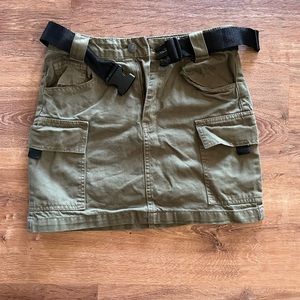 Forever 21 Olive Cargo skirt